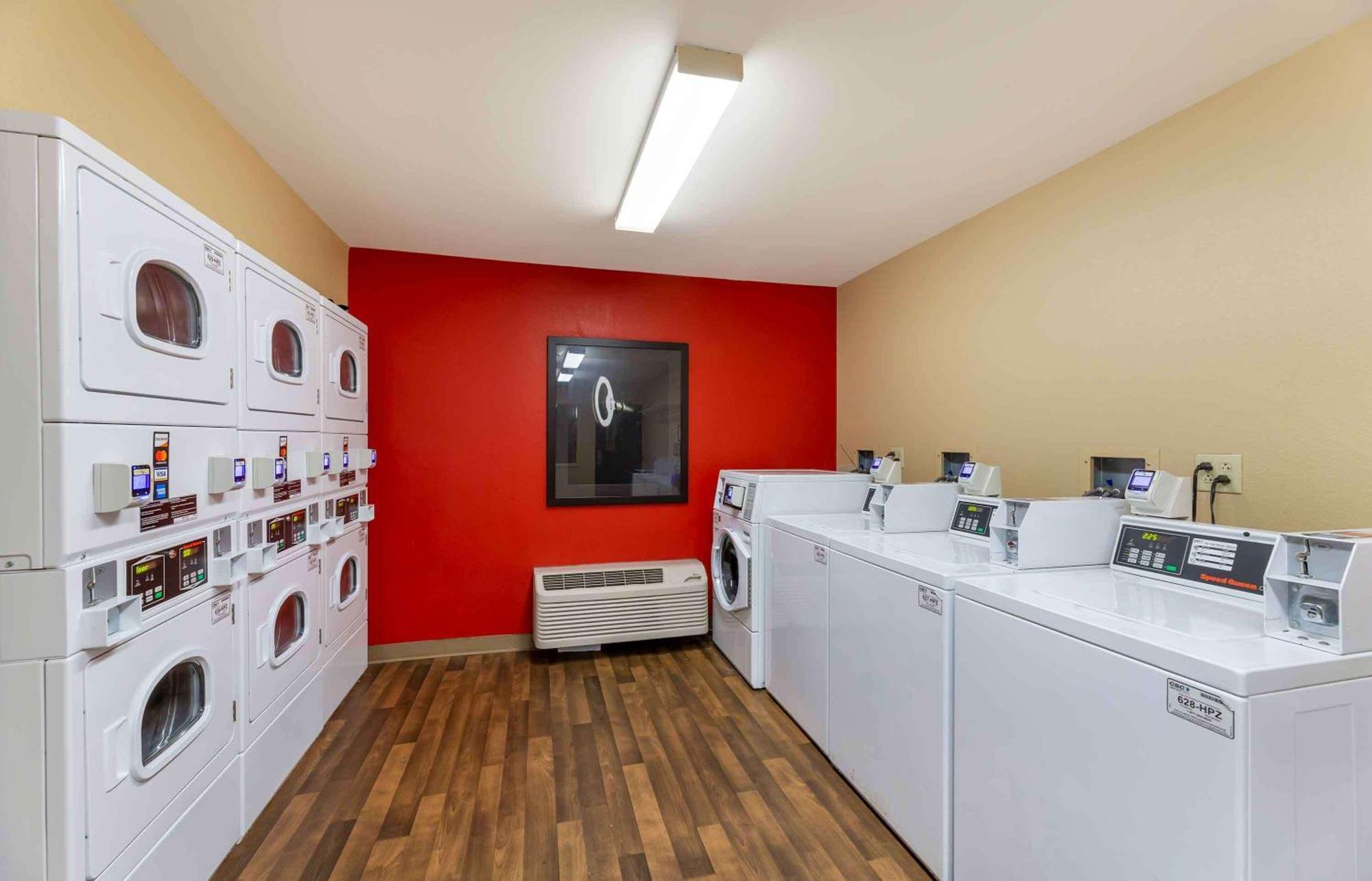 Extended Stay America Suites - Cleveland - Beachwood - Orange Place - South Exteriör bild